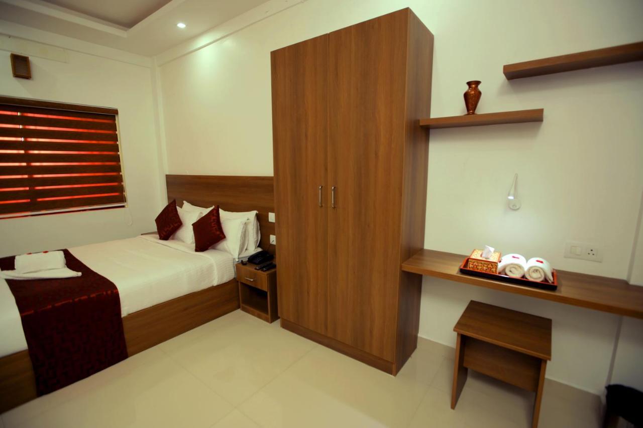 The Patio Thekkady Hotel Luaran gambar