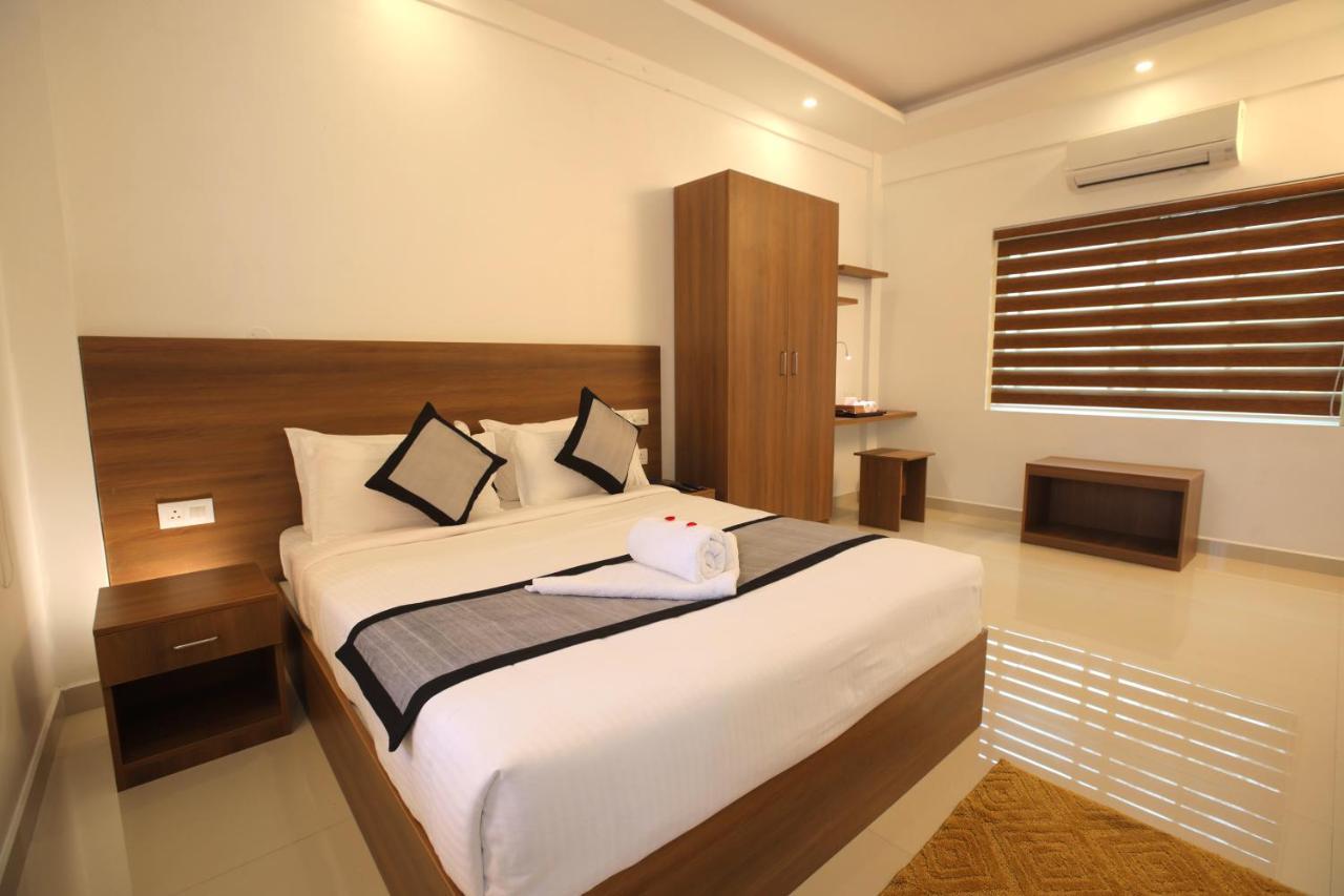 The Patio Thekkady Hotel Luaran gambar