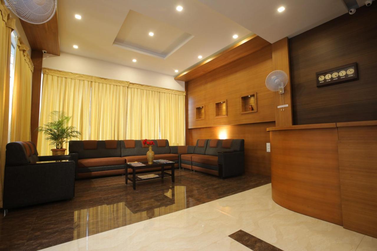 The Patio Thekkady Hotel Luaran gambar